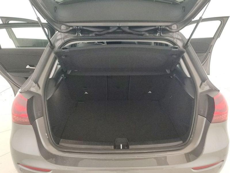 Mercedes-Benz Classe A A 180 d Advanced auto