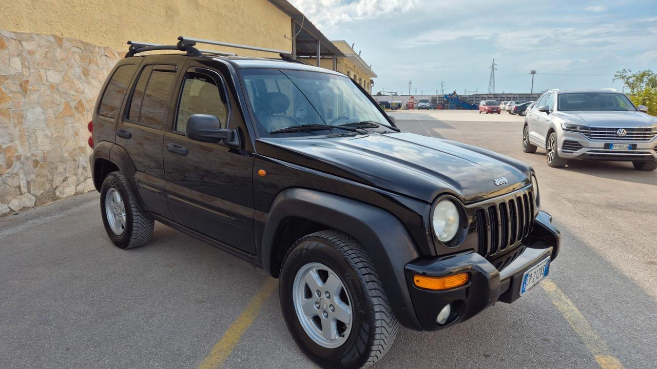 Jeep Cherokee 2.5 CRD Limited