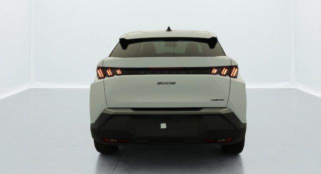PEUGEOT 3008 Hybrid 145 e-DCS6 Panoramic Pack IN PROMO