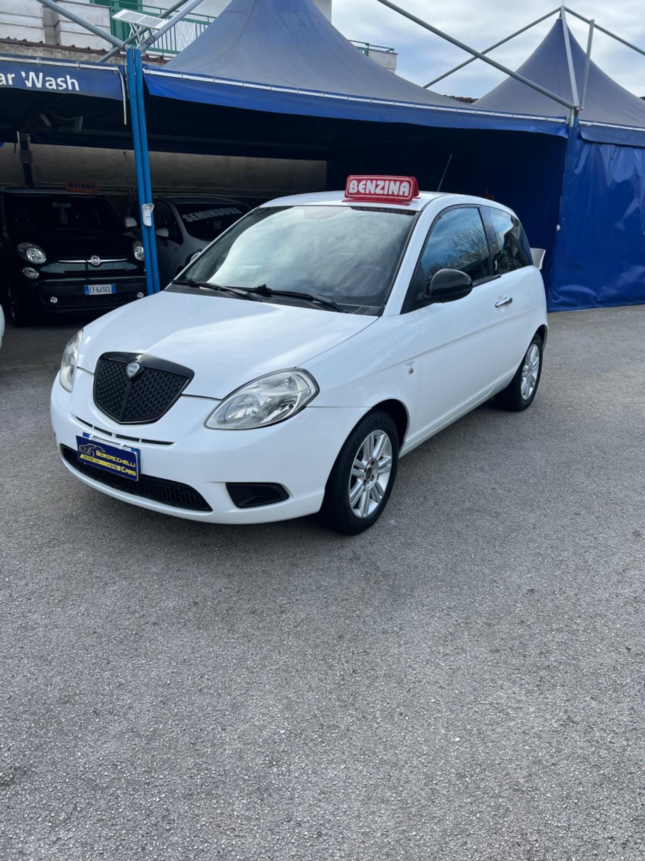 Lancia Ypsilon 1.2 Elle