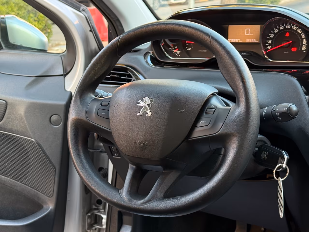 Peugeot 208 1.0 VTi 68CV 5P *KM 79.000 - 2013