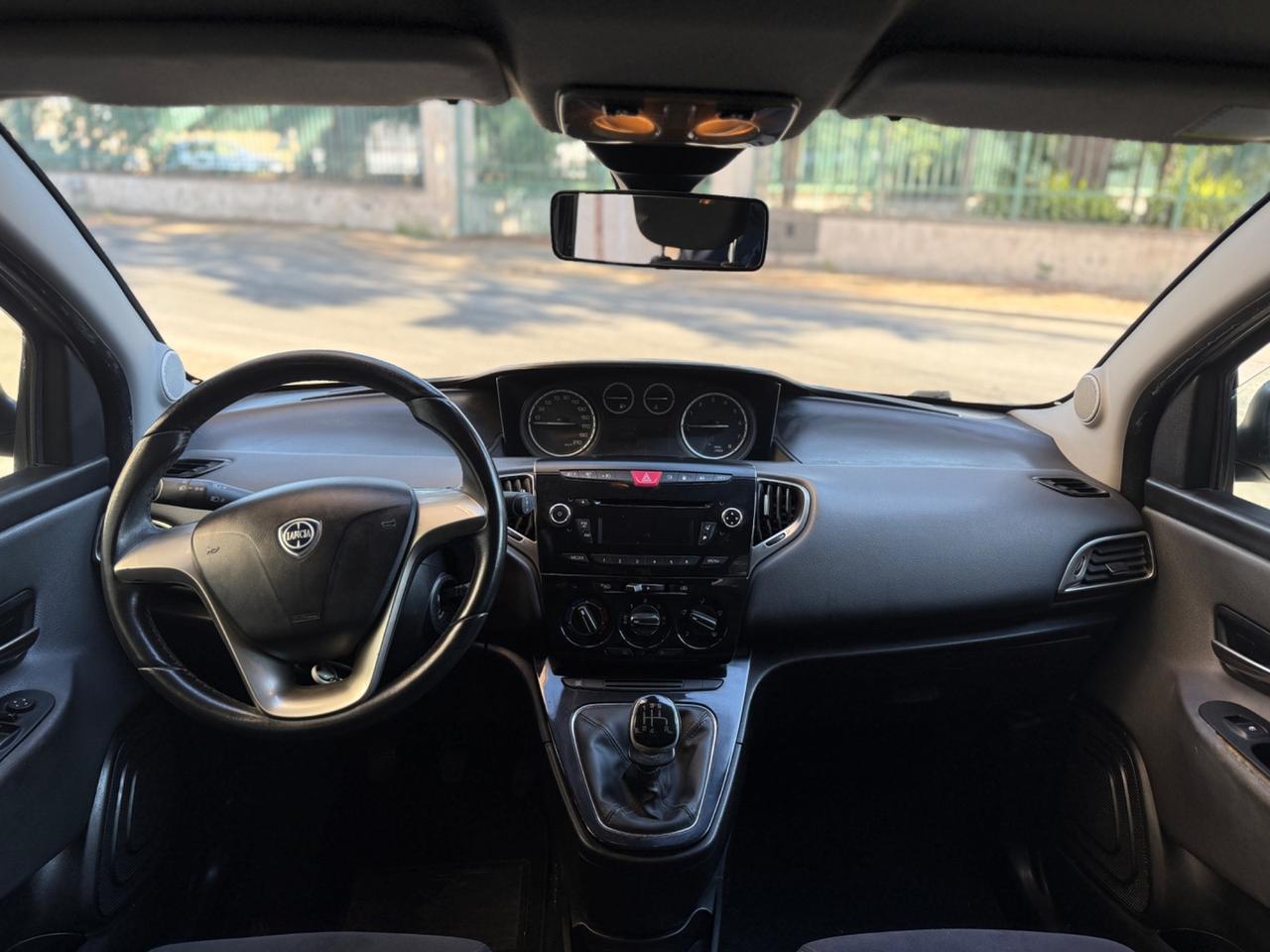 Lancia Ypsilon 1.2 69 CV 5 porte GPL Ecochic Gold