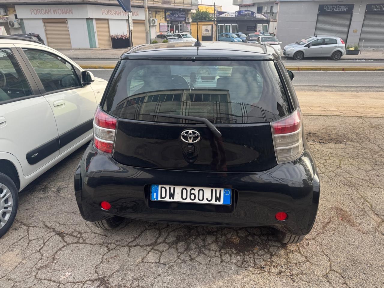 Toyota iQ 1.0 Sol