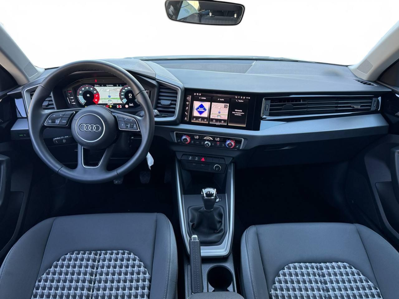 AUDI A1 II 2022 allstreet - A1 allstreet 30 1.0 tfsi Business 116cv