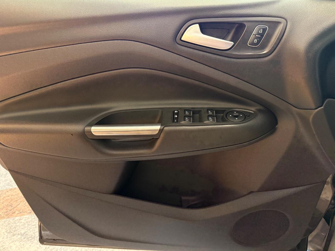 Ford Kuga 2.0 TDCI 150 CV ST-Line *UNICO PROPRIETA