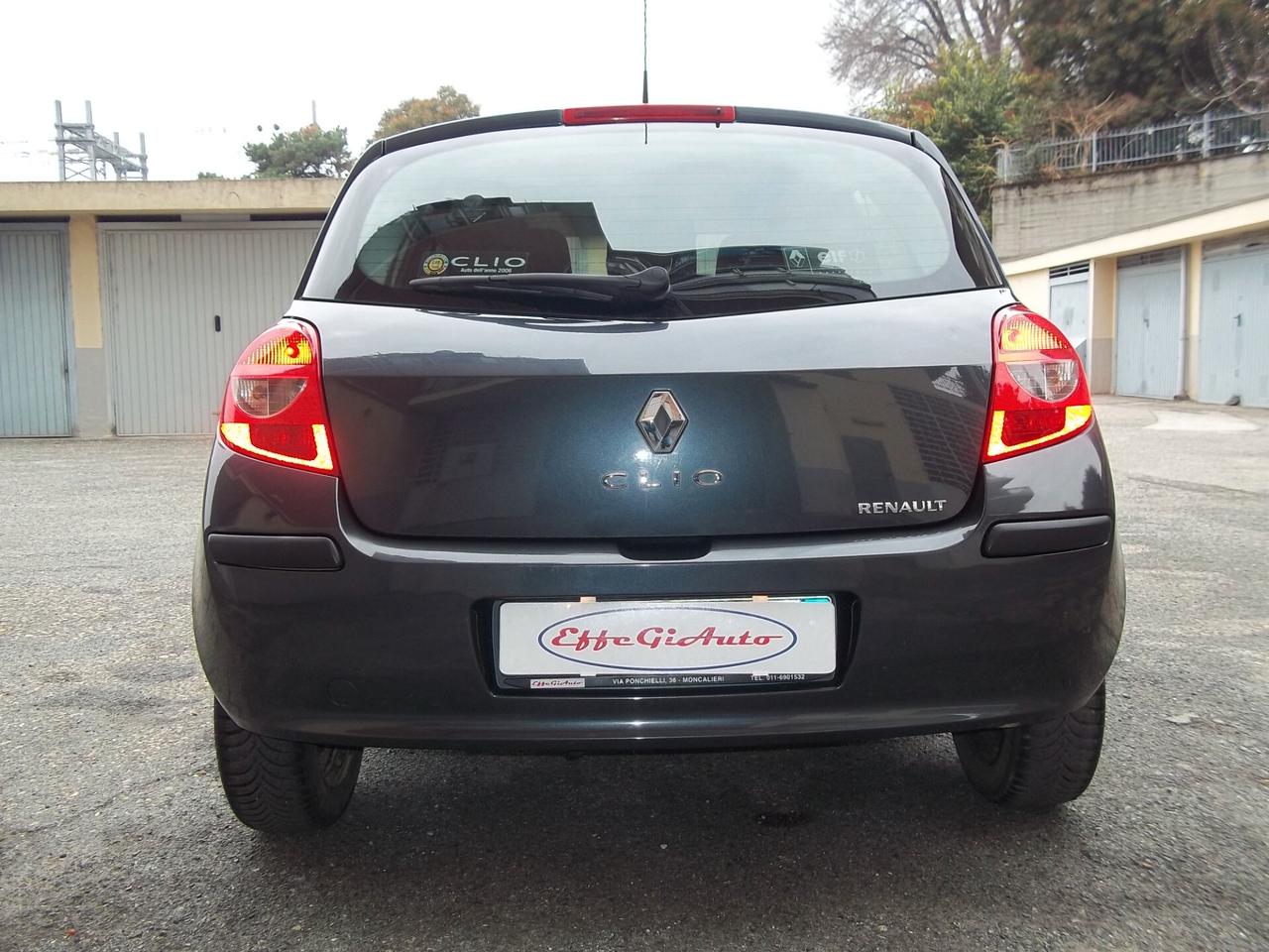 Renault Clio III 1.2 16v 5p Comfort Uniproprietario 117.600 km