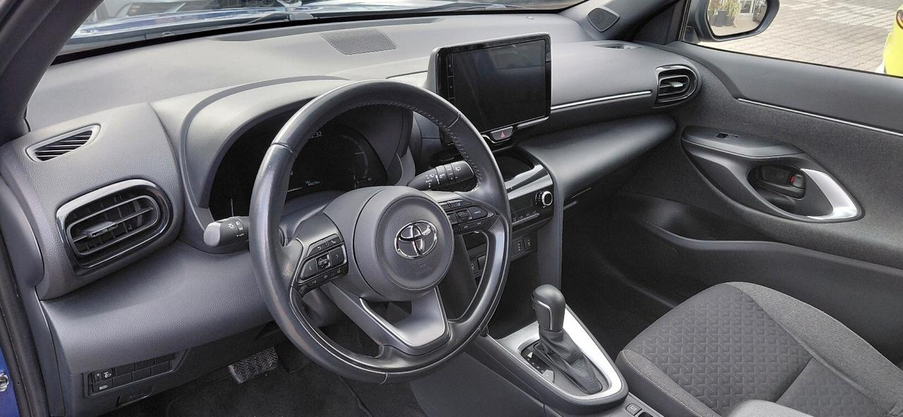 Toyota Yaris Cross 1.5 Hybrid 5p. E-CVT AWD-i Trend