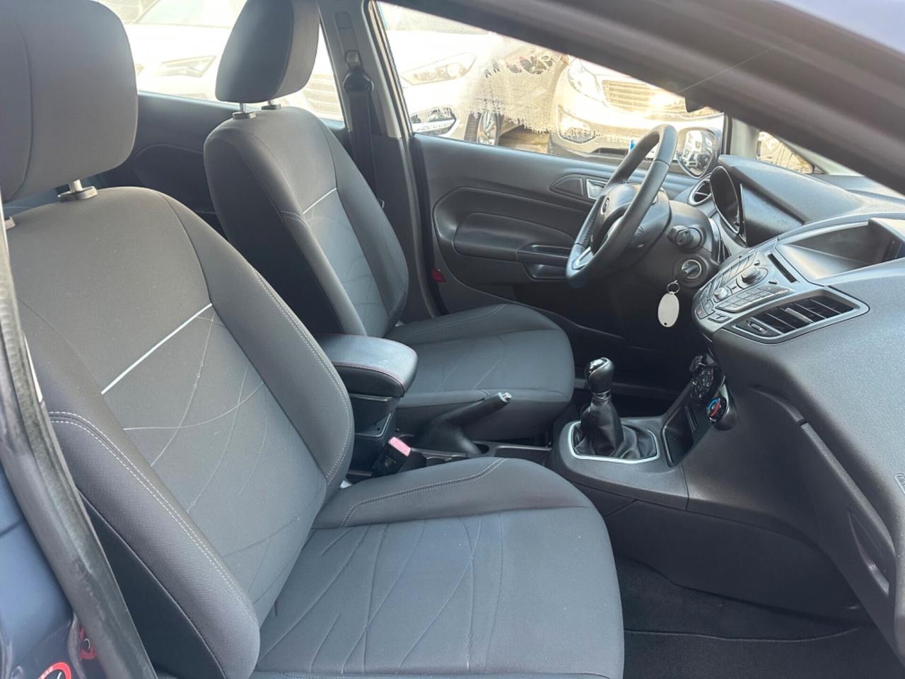 Ford Fiesta 1.5 TDCi 75CV 5 porte Titanium