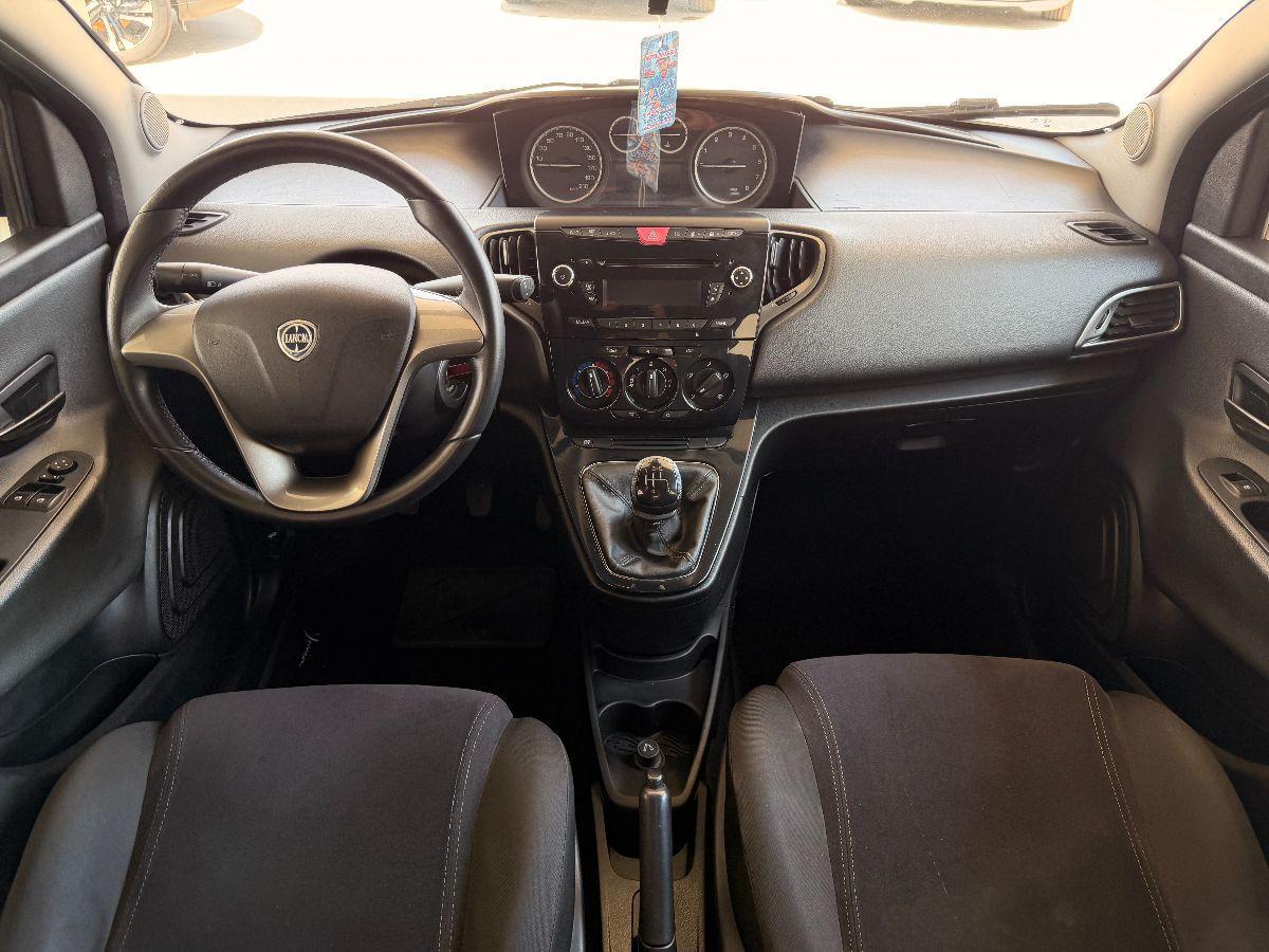 LANCIA - Ypsilon 0.9 t.air Silver ecochic metano 80cv