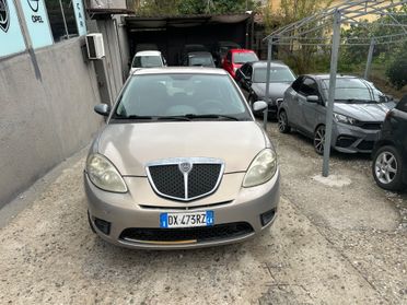 Lancia Ypsilon 1.2 Oro
