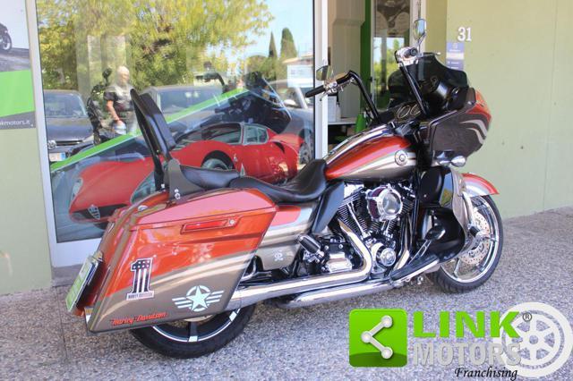 HARLEY-DAVIDSON CVO Road Glide LIMITED