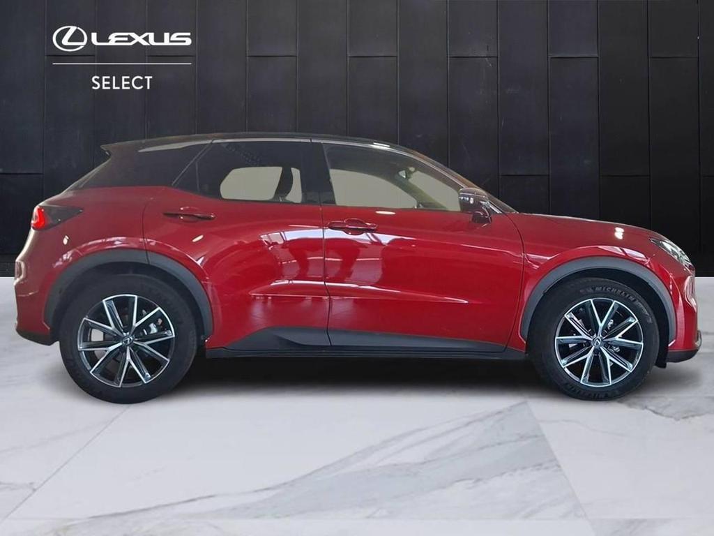 Lexus LBX 1.5 Hybrid Emotion 2WD