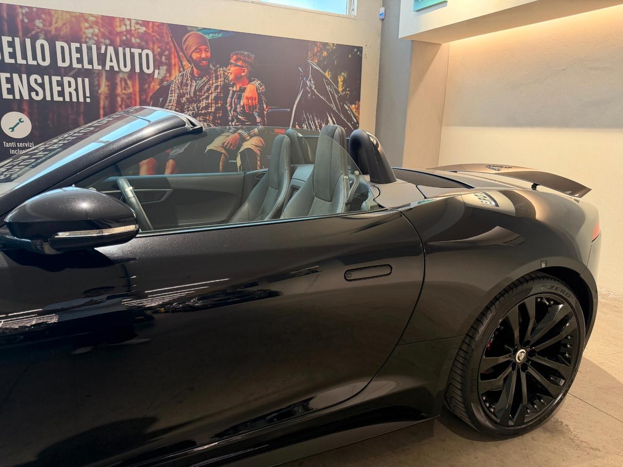 Jaguar F-Type 2.0 aut. Convertibile R-Dynamic