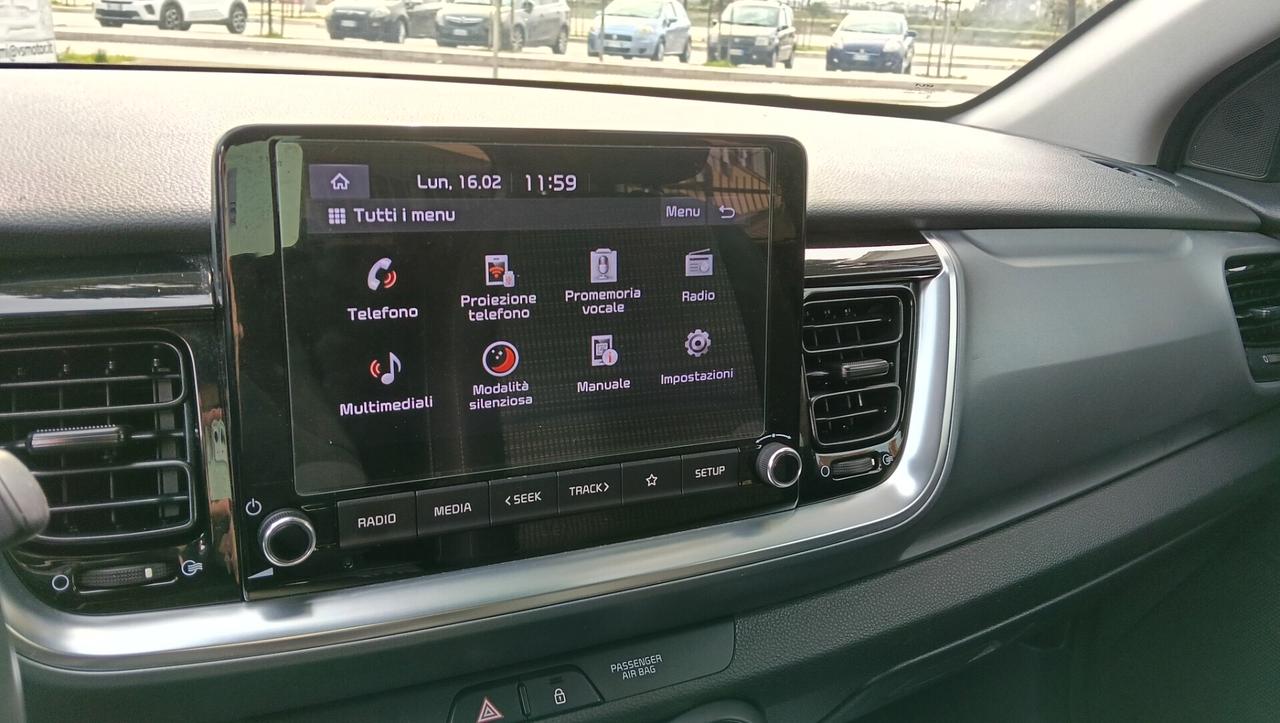 KIA STONIC 1.2 B/GPL-RETROC-KM 40.000