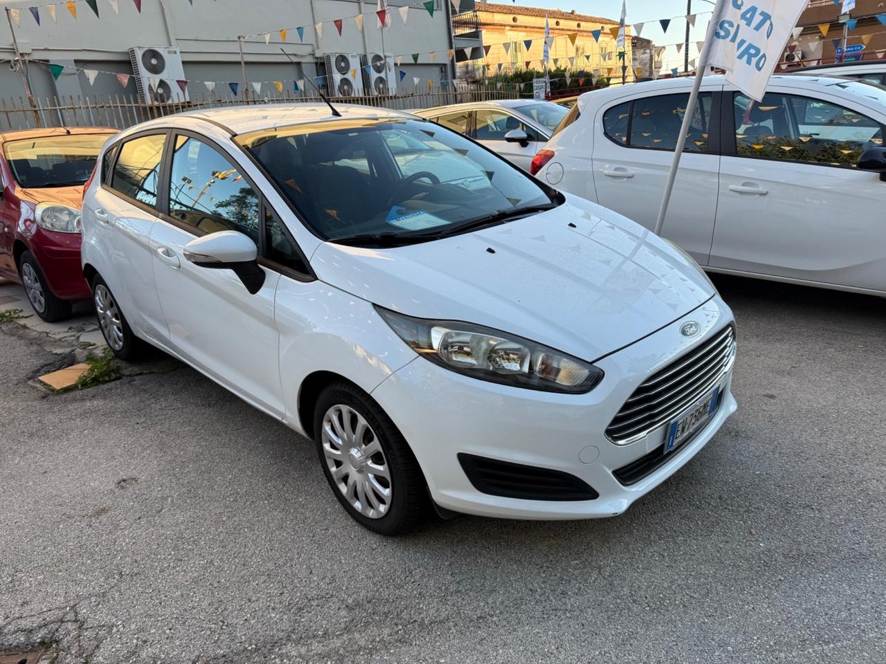Ford Fiesta 1.5 TDCi 75CV 5 porte Titanium