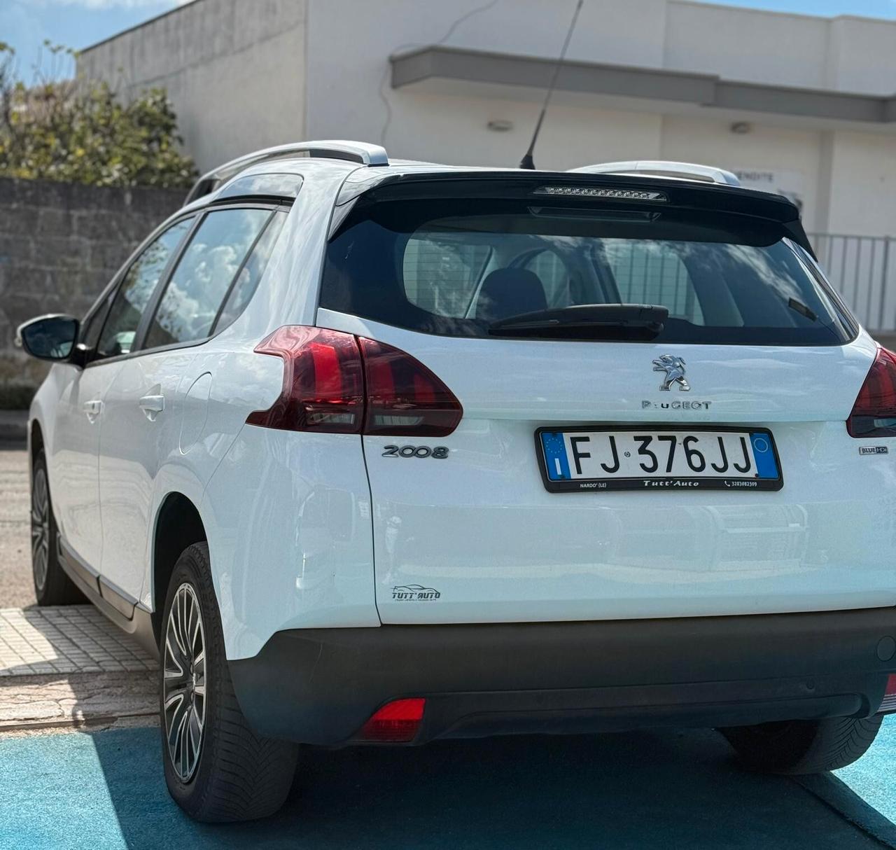 Peugeot 2008 BlueHDi 100 GT Line