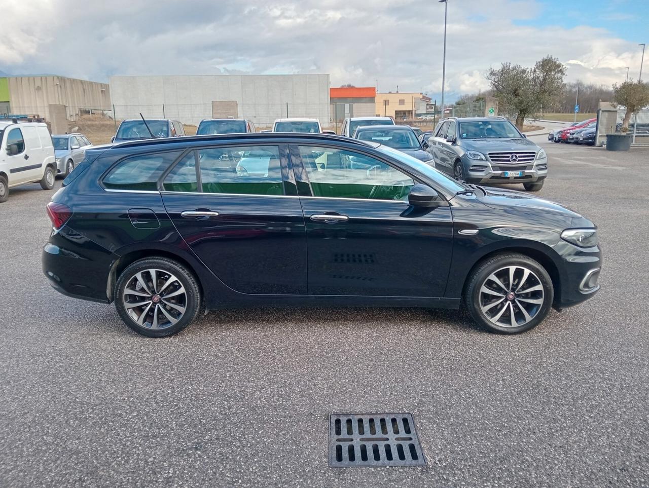 Fiat Tipo SW 1.6 Mjet 120cv DCT Lounge