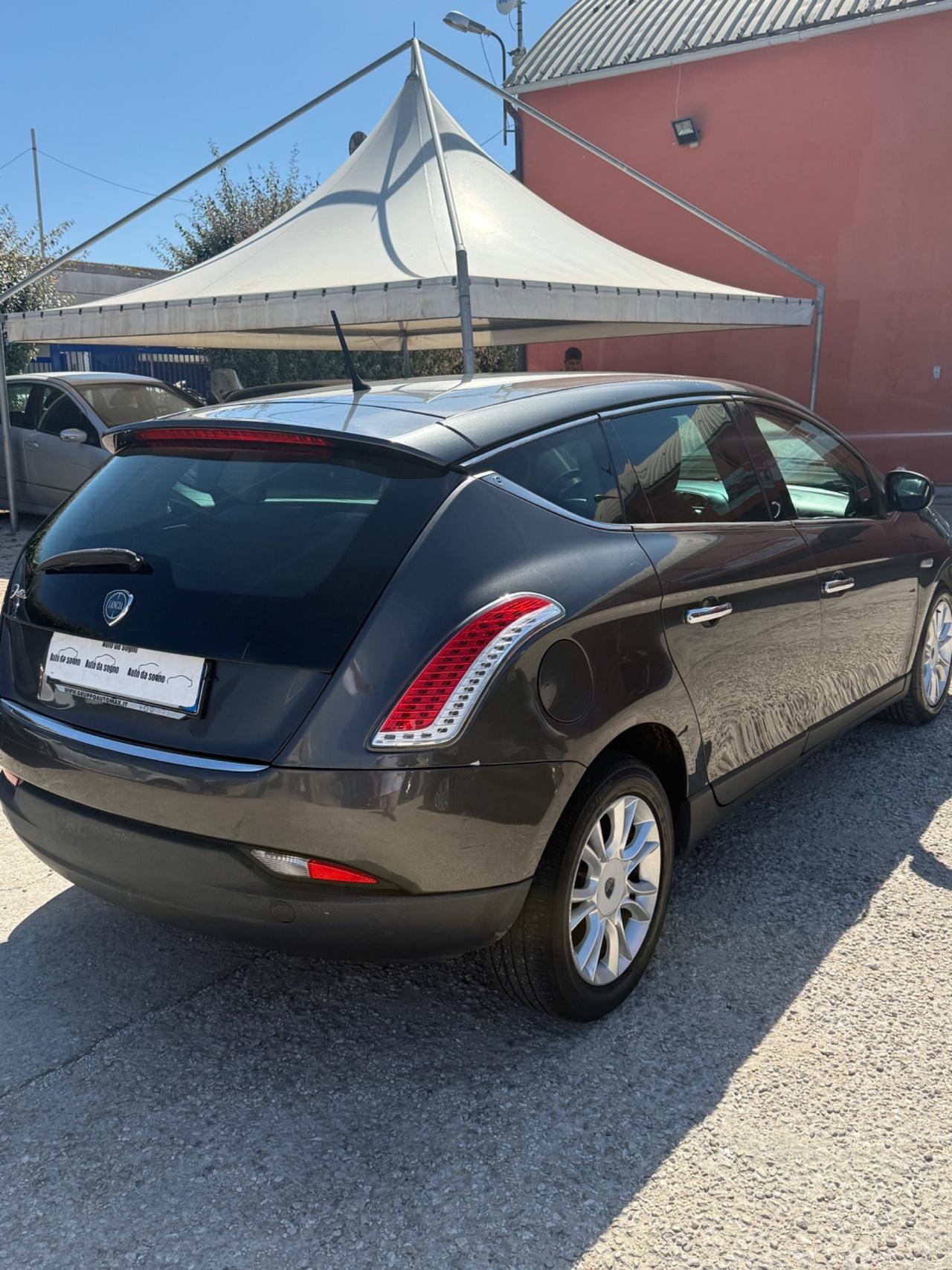 Lancia Delta 1.6 MJT DPF Business