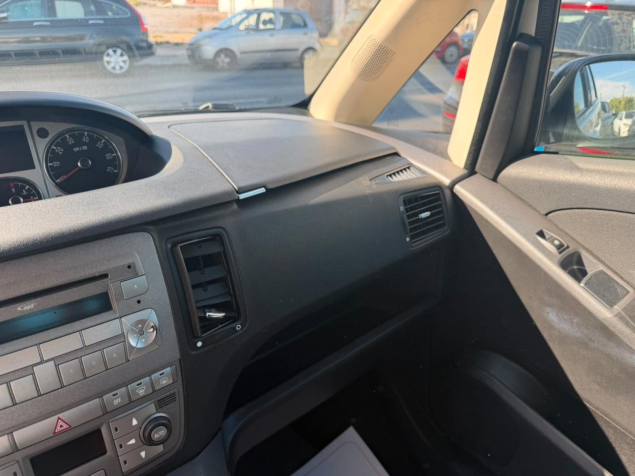 Lancia MUSA 1.4 8V Ecochic (GPL) Gold