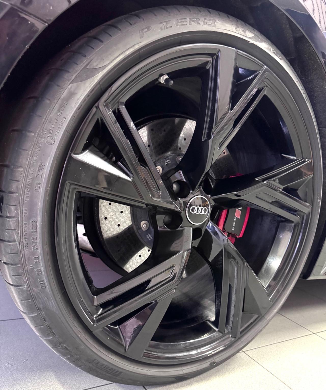 AUDI RS6 600CV IVA INCLUSA OK LEASING CERTIFICATA TETTO + CARBONCERAMICI OK PERMUTE