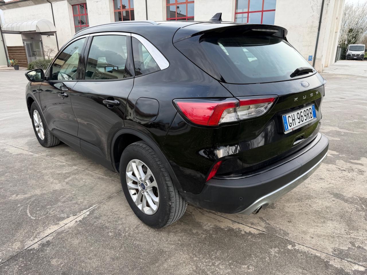 Ford Kuga 2.5 Plug In Hybrid 225 CV CVT 2WD ST-Line