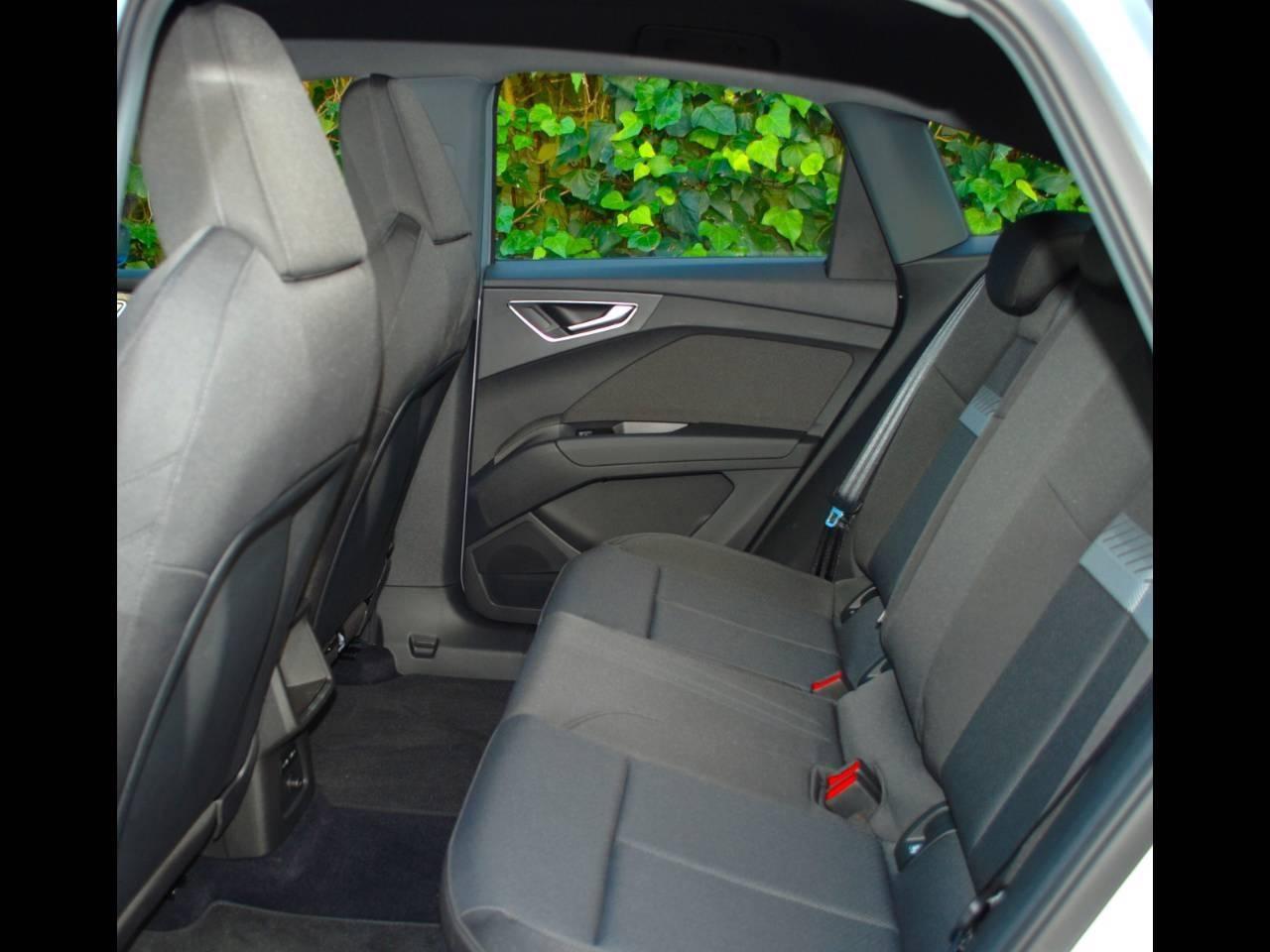 AUDI Q4 SPORTBACK 40 E-TRON S-LINE EDITION - RENT TO BUY