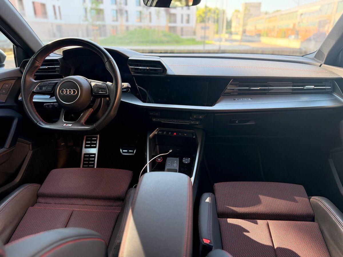 Audi S3 Sportback S3 2.0 tfsi Sport Attitude quattro s-tronic