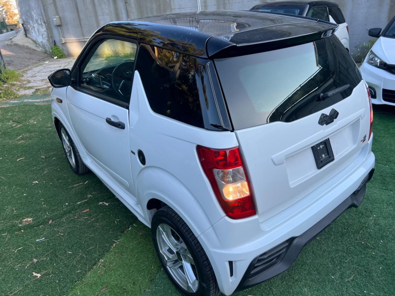 Ligier js 50 white 2024 15000 km new