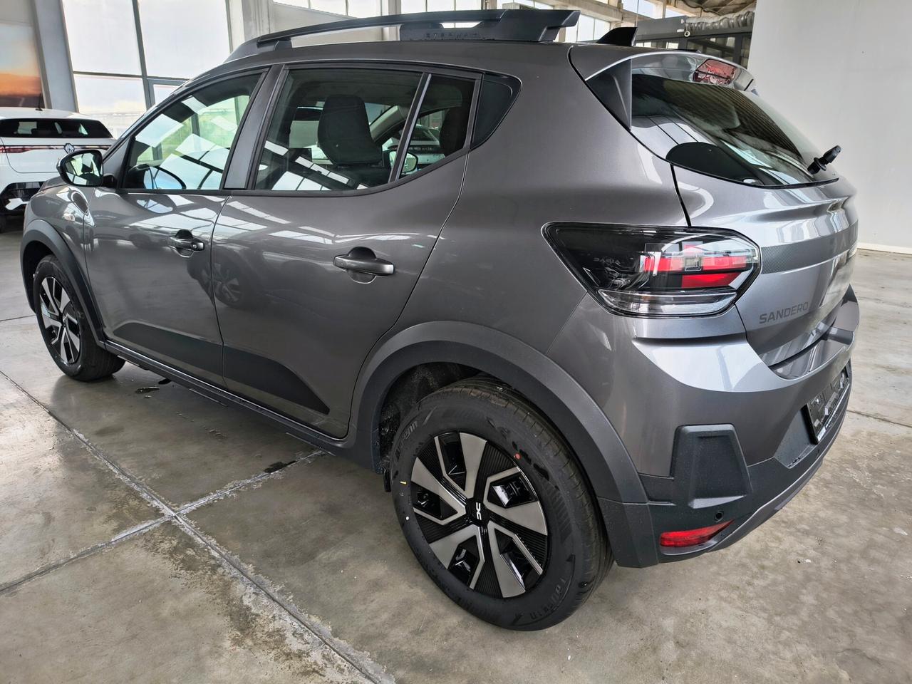 DACIA SANDERO STEPWAY NUOVA DA IMMATRICOLARE 19.250 EURO