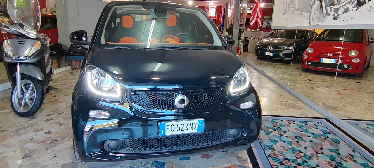 Smart ForTwo 70 1.0 CABRIO OK X NEOPATENTATO