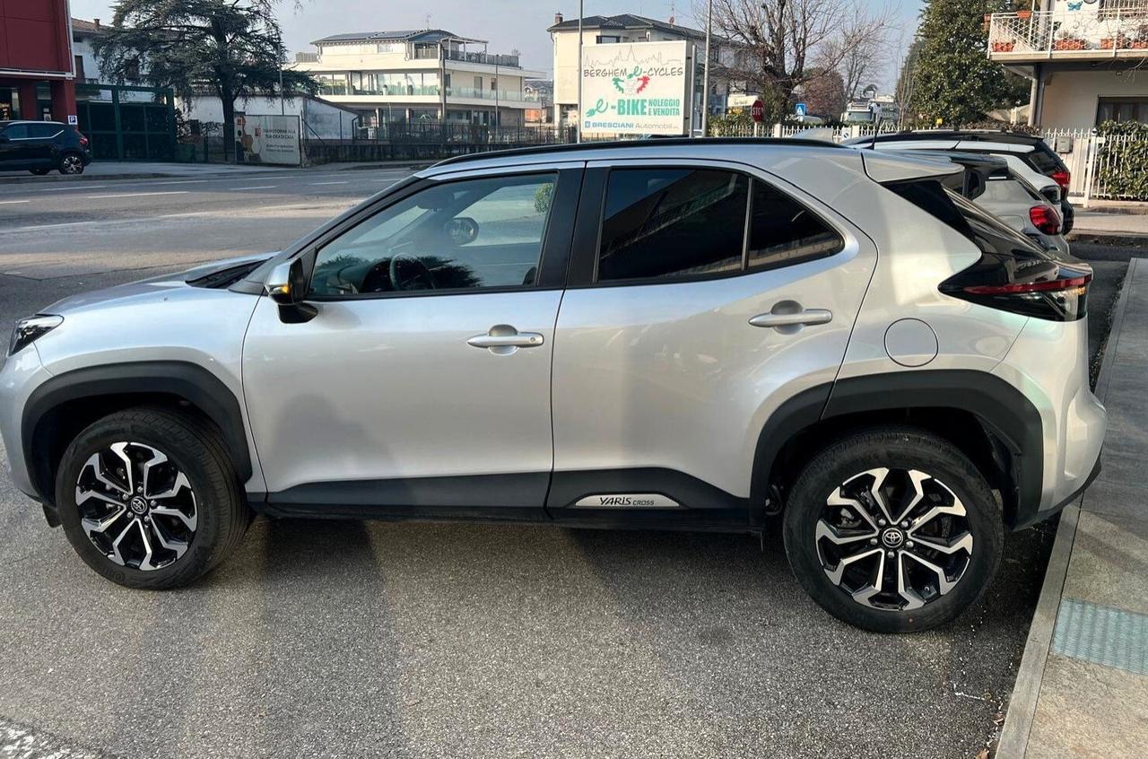 Toyota Yaris Cross 1.5 Hybrid 5p. E-CVT Trend