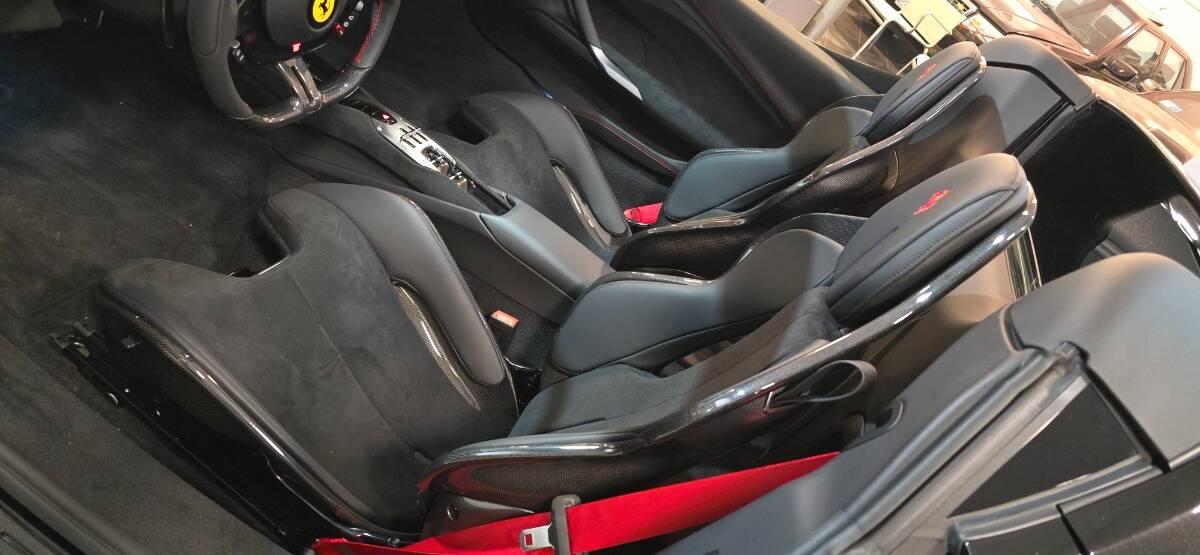 Ferrari 296 GTS *NUOVA - DEMO EXTRACAMPIONARIO *