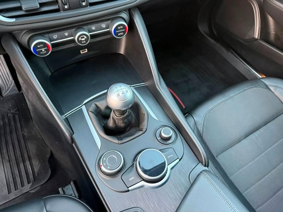 Alfa Romeo Giulia 2.2 T.D 180CV -SUPER- MANUALE