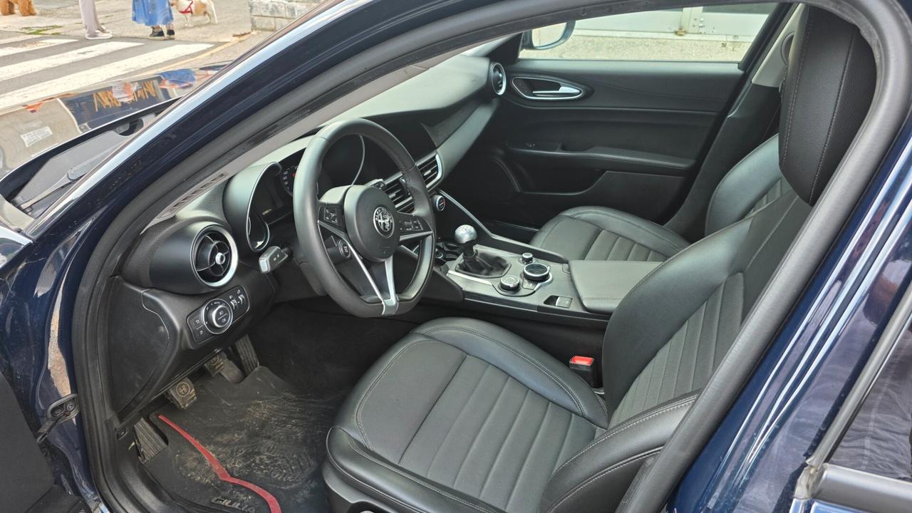 Alfa Romeo Giulia 2.2 Turbodiesel 180 CV Super