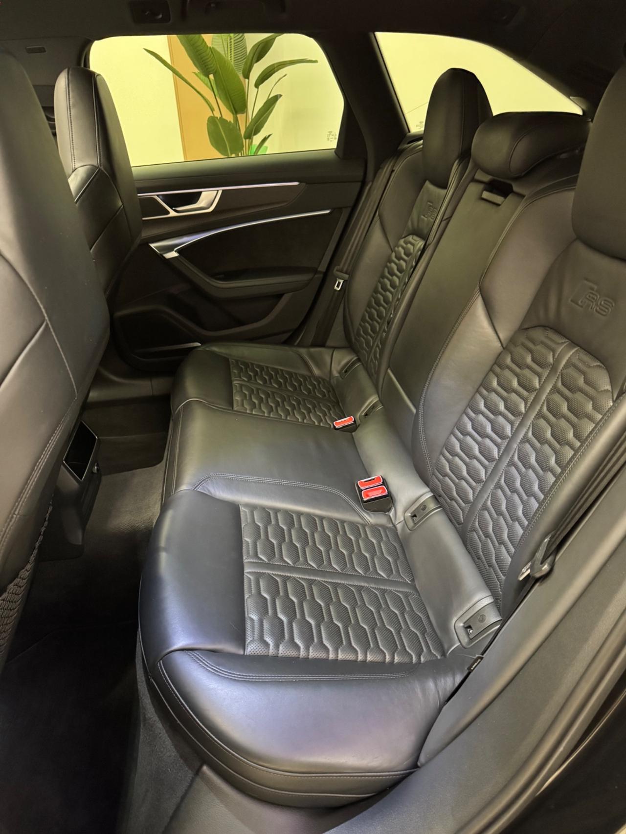 Audi A6 RS 6 Avant 4.0 TFSI V8 quattro tiptronic