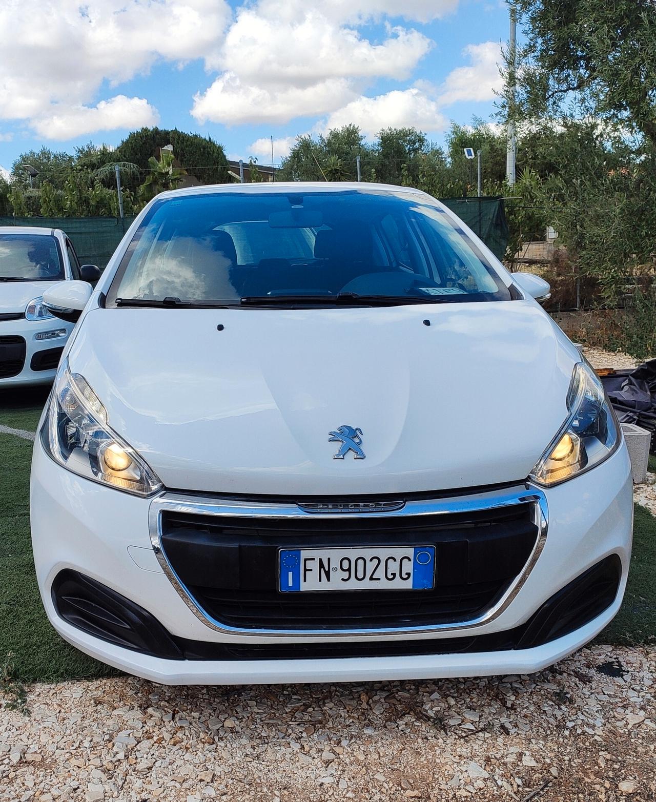 Peugeot 208 PureTech 82 5p. GPL Active