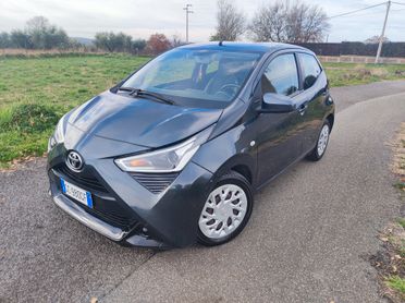 Toyota Aygo Connect 1.0 VVT-i 72 CV 5 porte x-cool