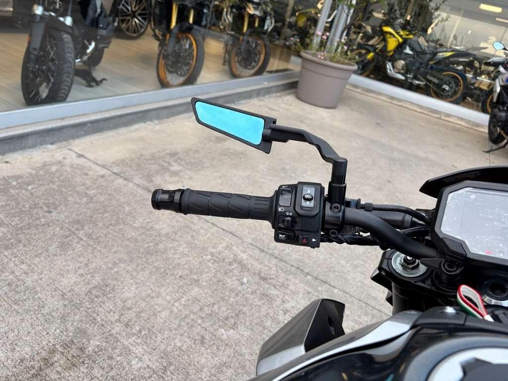 Kawasaki 900 Z 2024 / KM 6.000 Tua a solo 74 Euro al mese