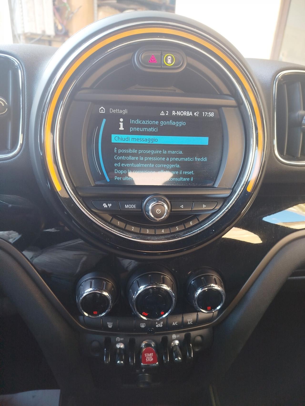 Mini One D Countryman 2.0 Cooper SD Business ALL4 Automatica