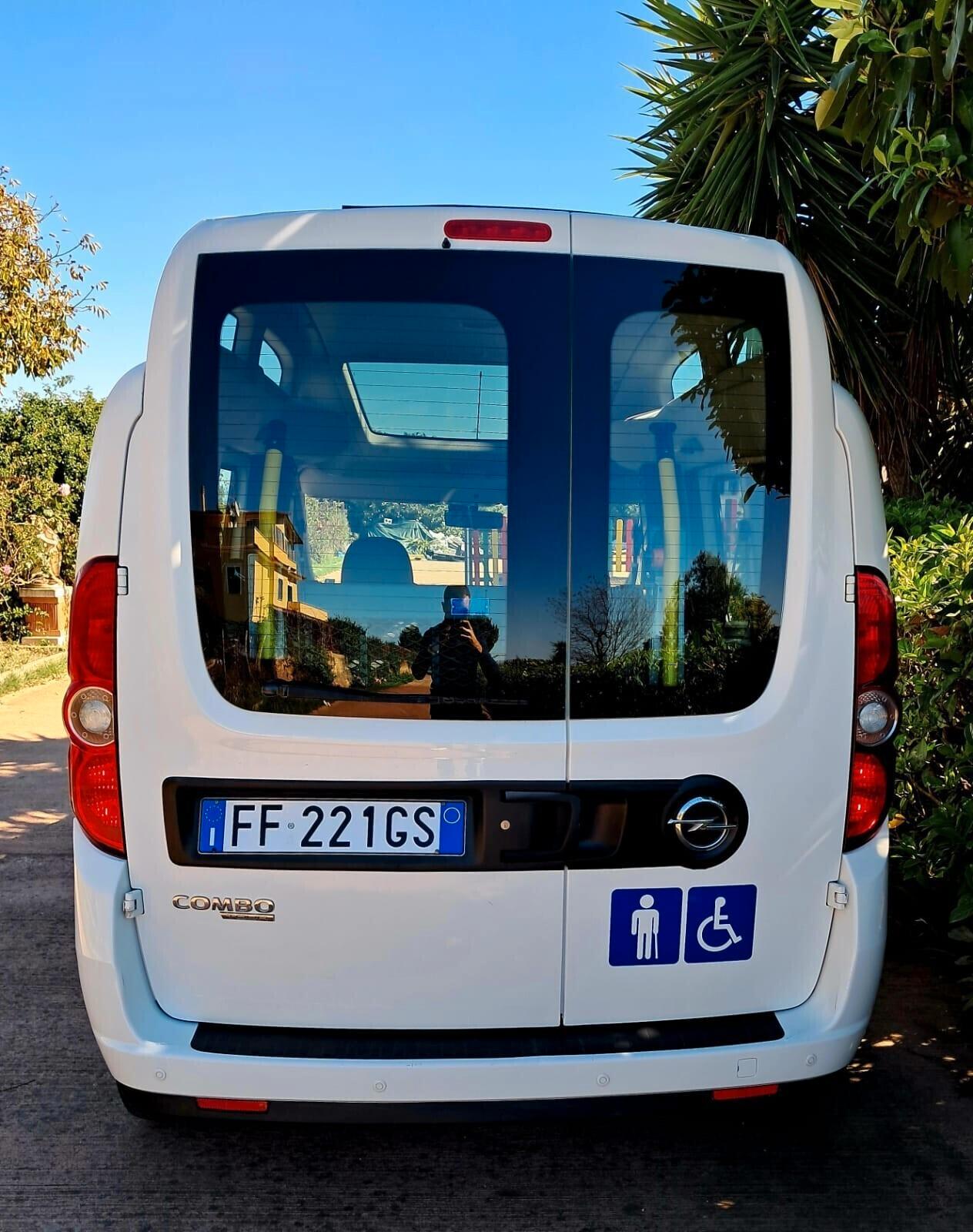 Opel Combo EURO 6 TETTO ALTO TRASPORTO DISABILI