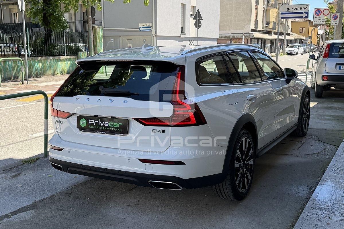 VOLVO V60 Cross Country D4 AWD Geartronic Pro