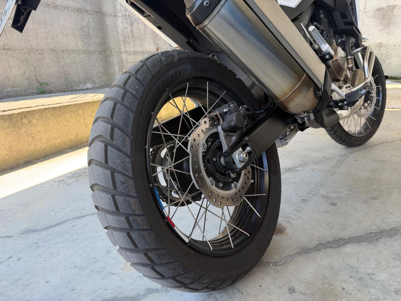 Honda CRF1100L Africa Twin CRF 1100 ES (Rally Pack)