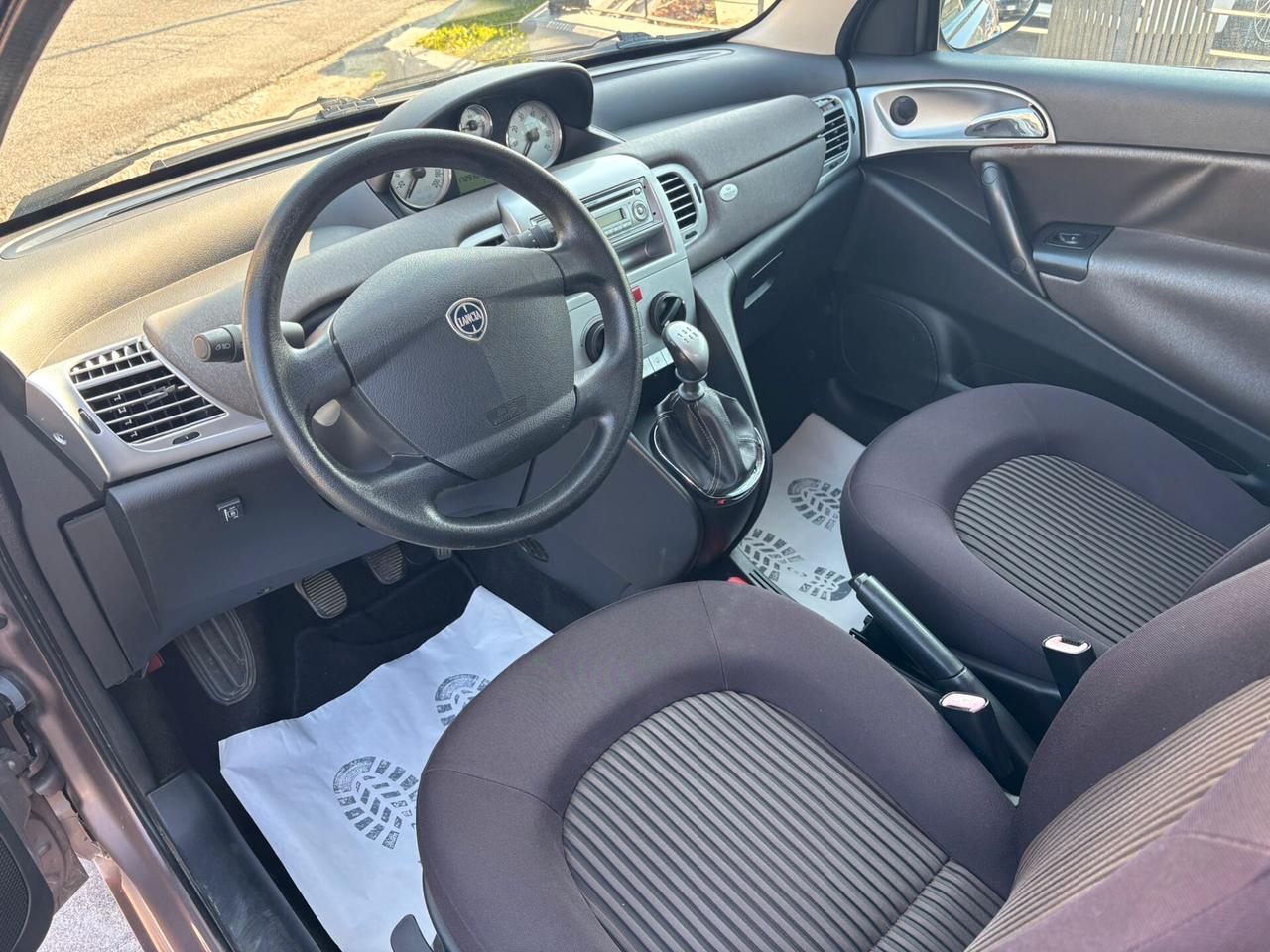 Lancia Ypsilon 1.4 Platino Ecochic GPL