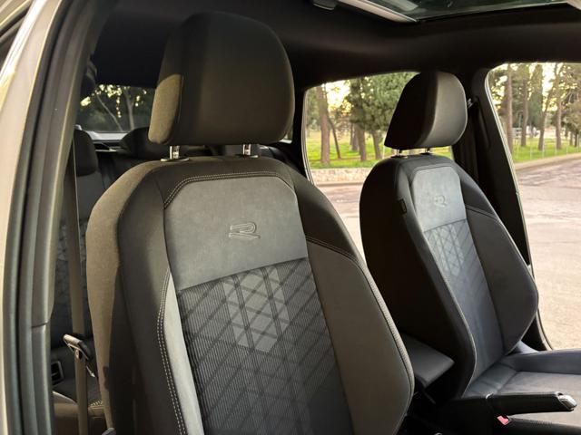 VOLKSWAGEN Taigo 1.0 TSI 116 CV DSG R-Line TETTO APR/PAN