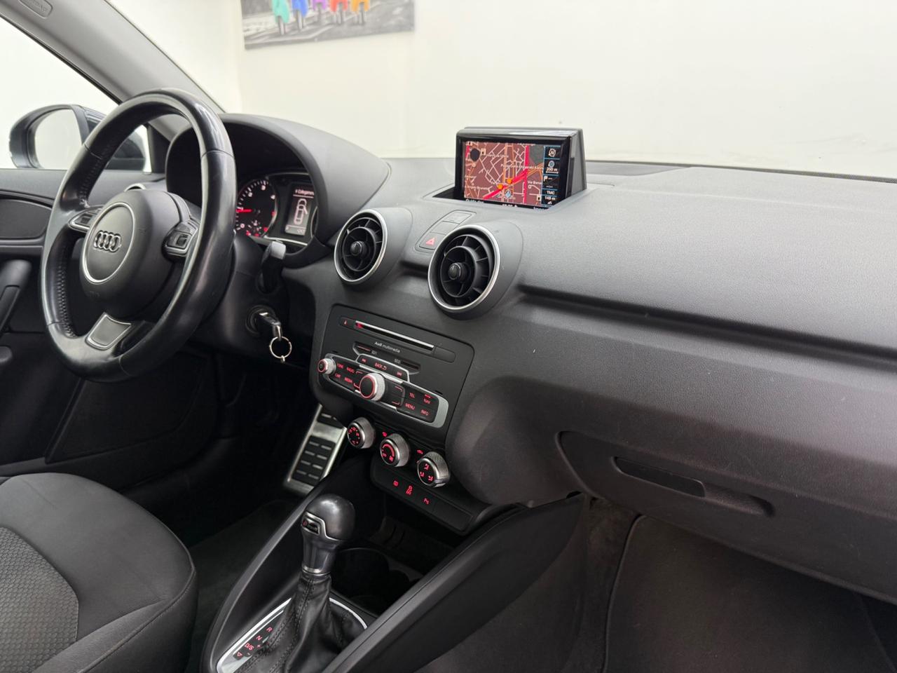 Audi A1 1.4 TDI S tronic LINE