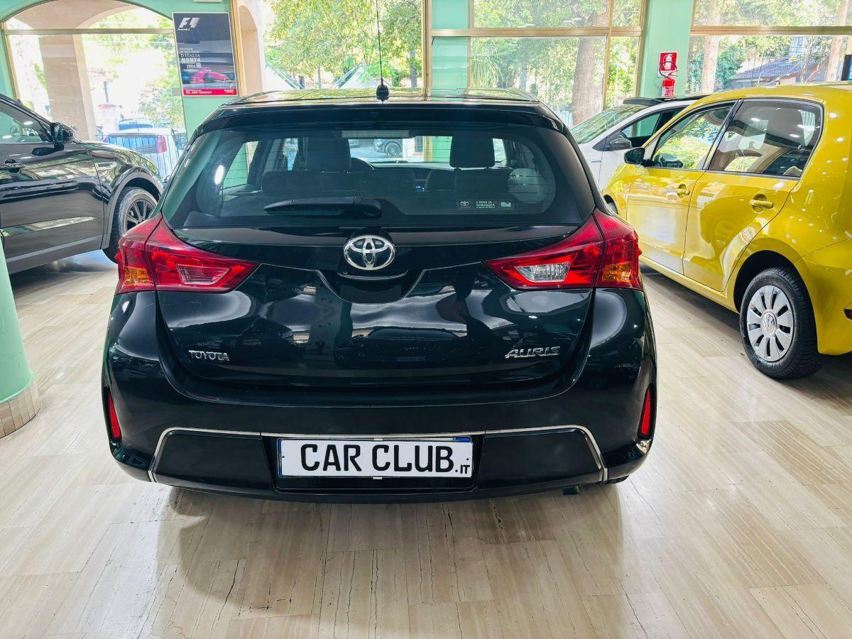 Toyota Auris 1.4 D-4D 90cv Lounge