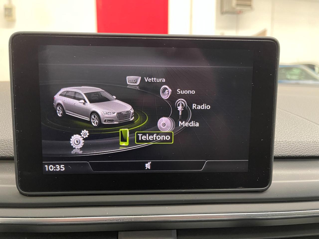 Audi A4 Avant Sport 35 2.0 TDI 150cv s-tronic-LEGGI SOTTO