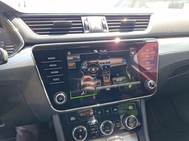Skoda Superb 2.0 TDI EVO SCR DSG Wagon Executive