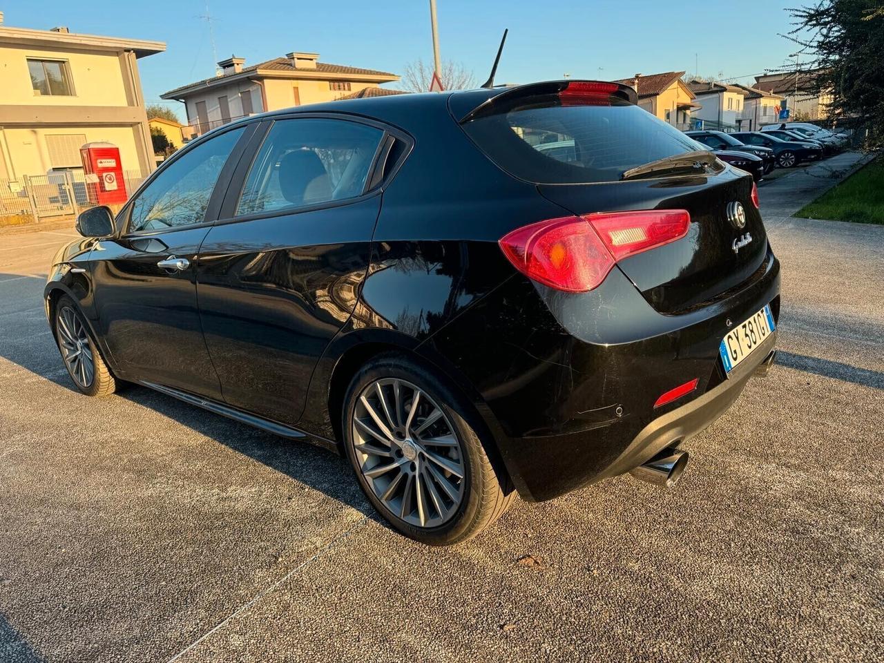 Alfa Romeo Giulietta 2.0 JTDm-2 140 CV Exclusive - NEOPATENTATI
