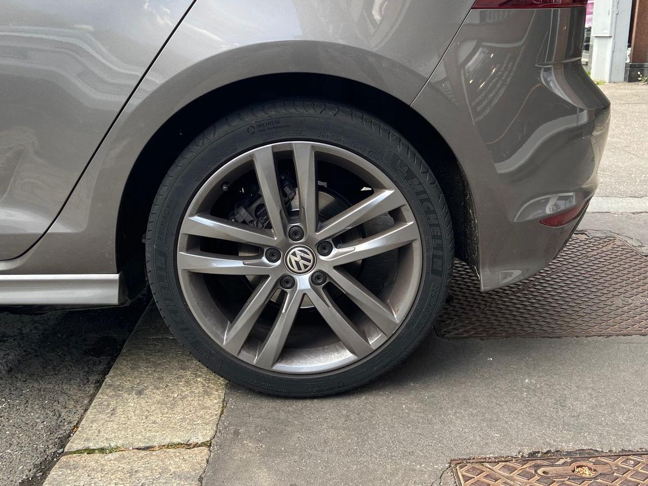 Volkswagen Golf Sport Edition 1.6 TDI BlueM #10426